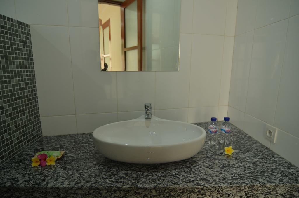 Villa Ngetis Sanur Extérieur photo